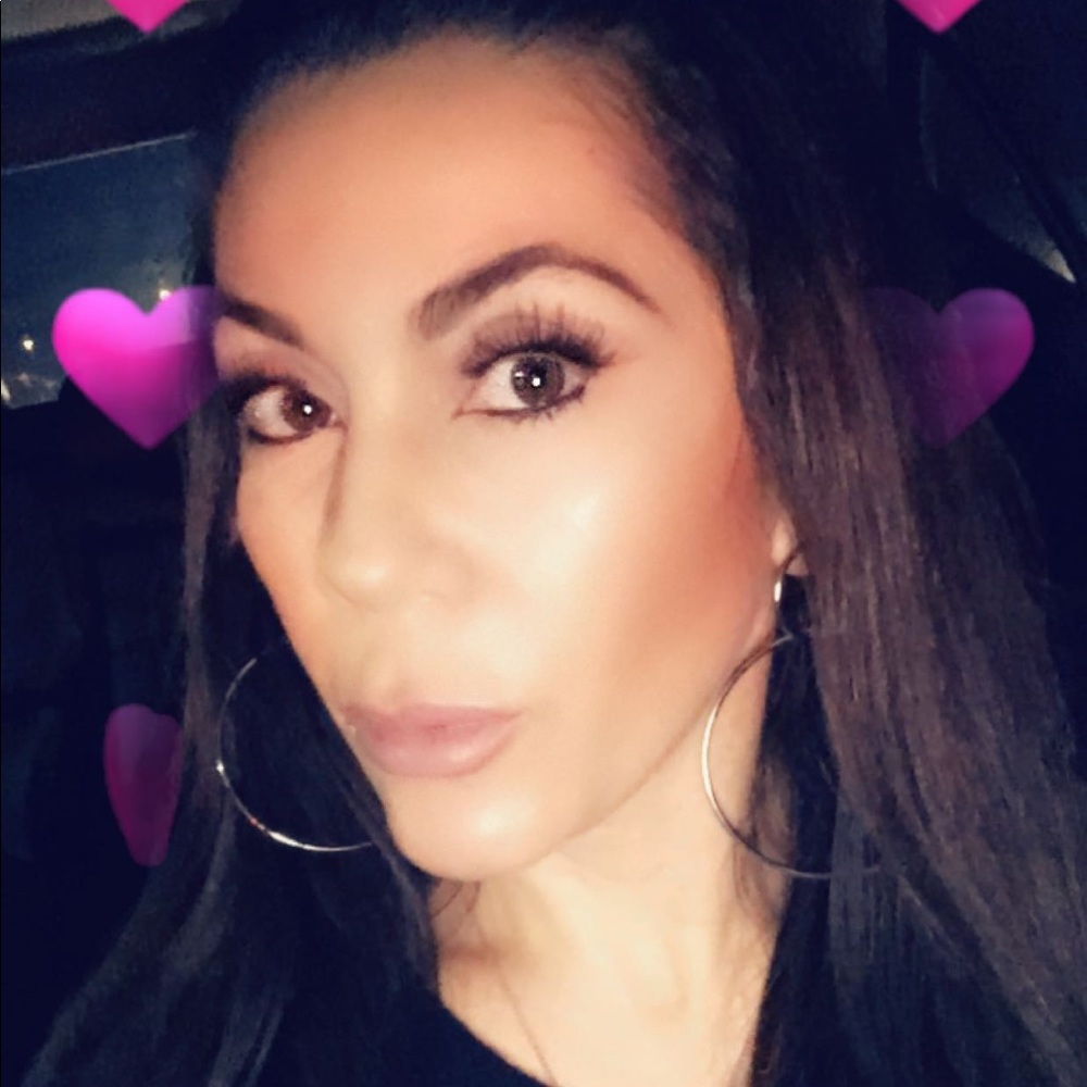 Meet your Posher, Natalie